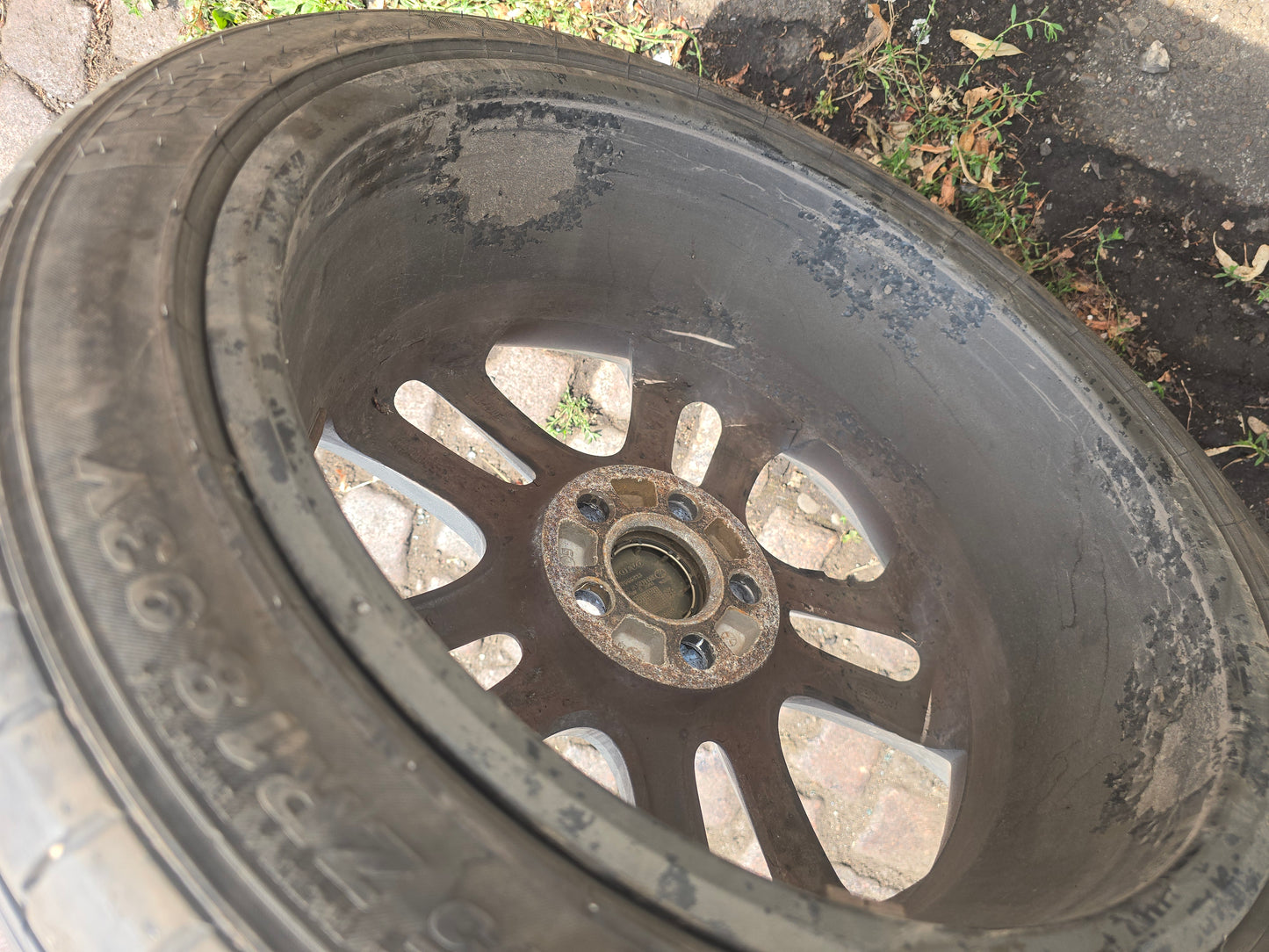 2010-2013 Volvo C30 D2 Alloy Wheel 30672919