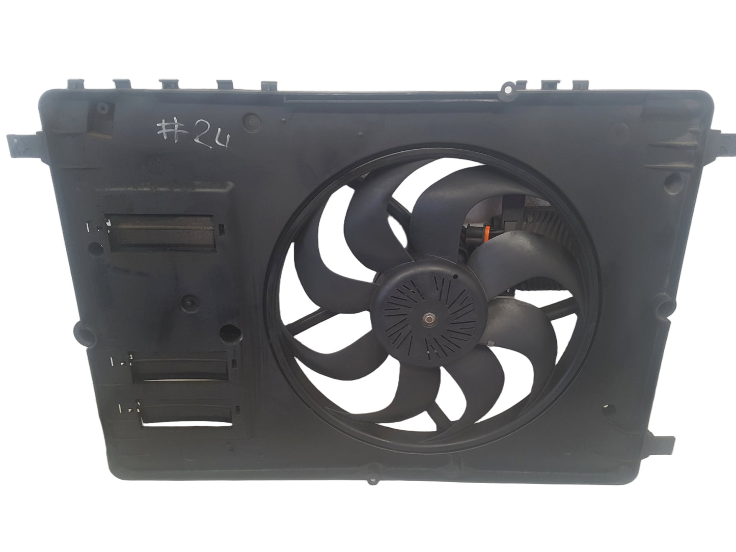 2012-2019 Volvo V40 III Radiator Fan Cowling 1504684 2.0D Diesel — VS Breakers