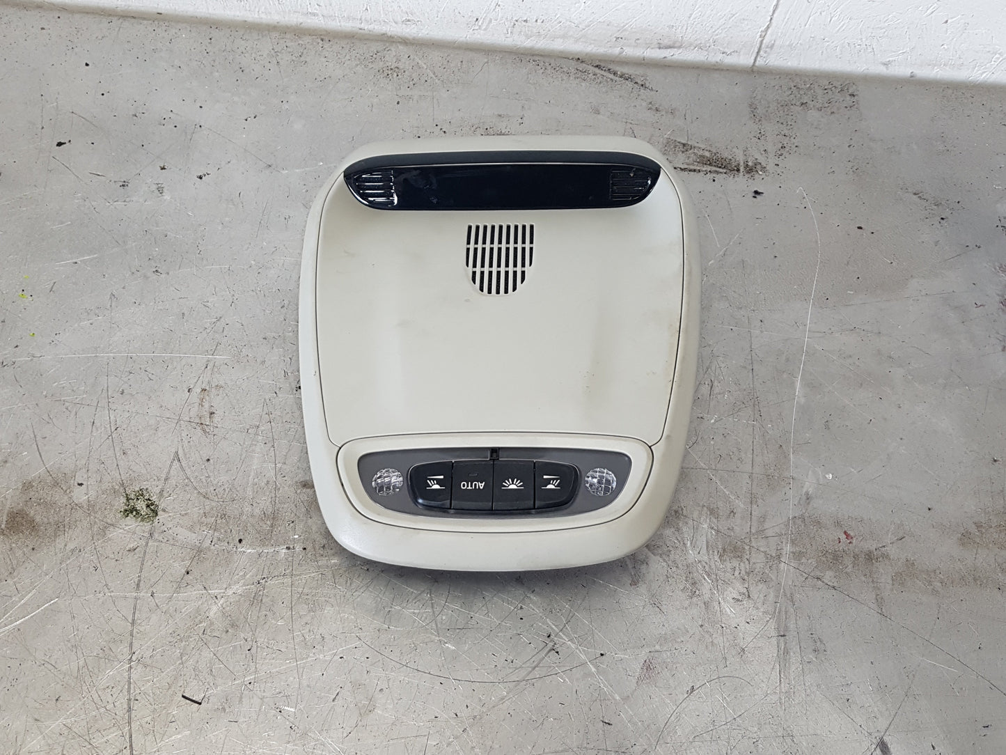 2012-2018 Volvo V40 Interior Light Panel with Movement Sensors 39825822