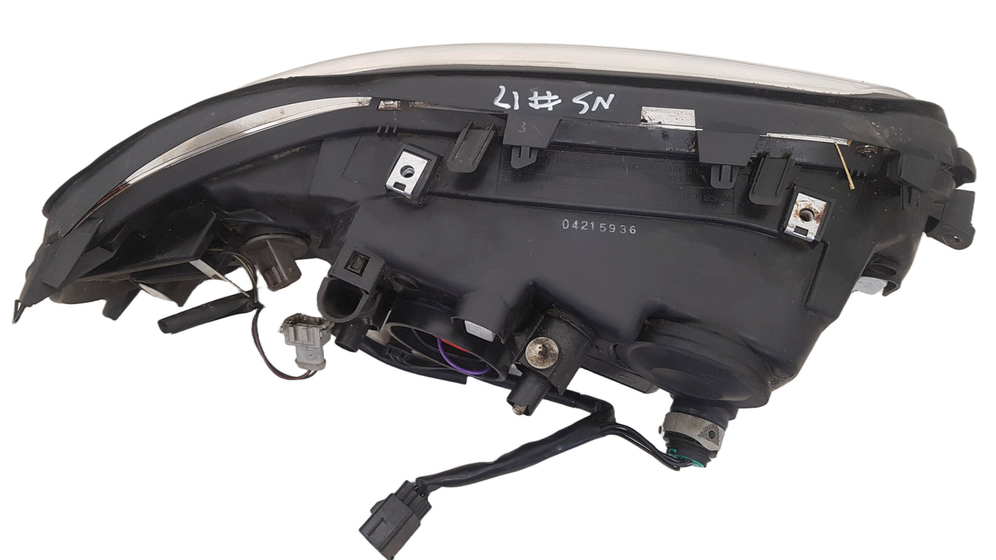 2003-2007 Volvo XC70 II Left Passenger Headlight 08373111