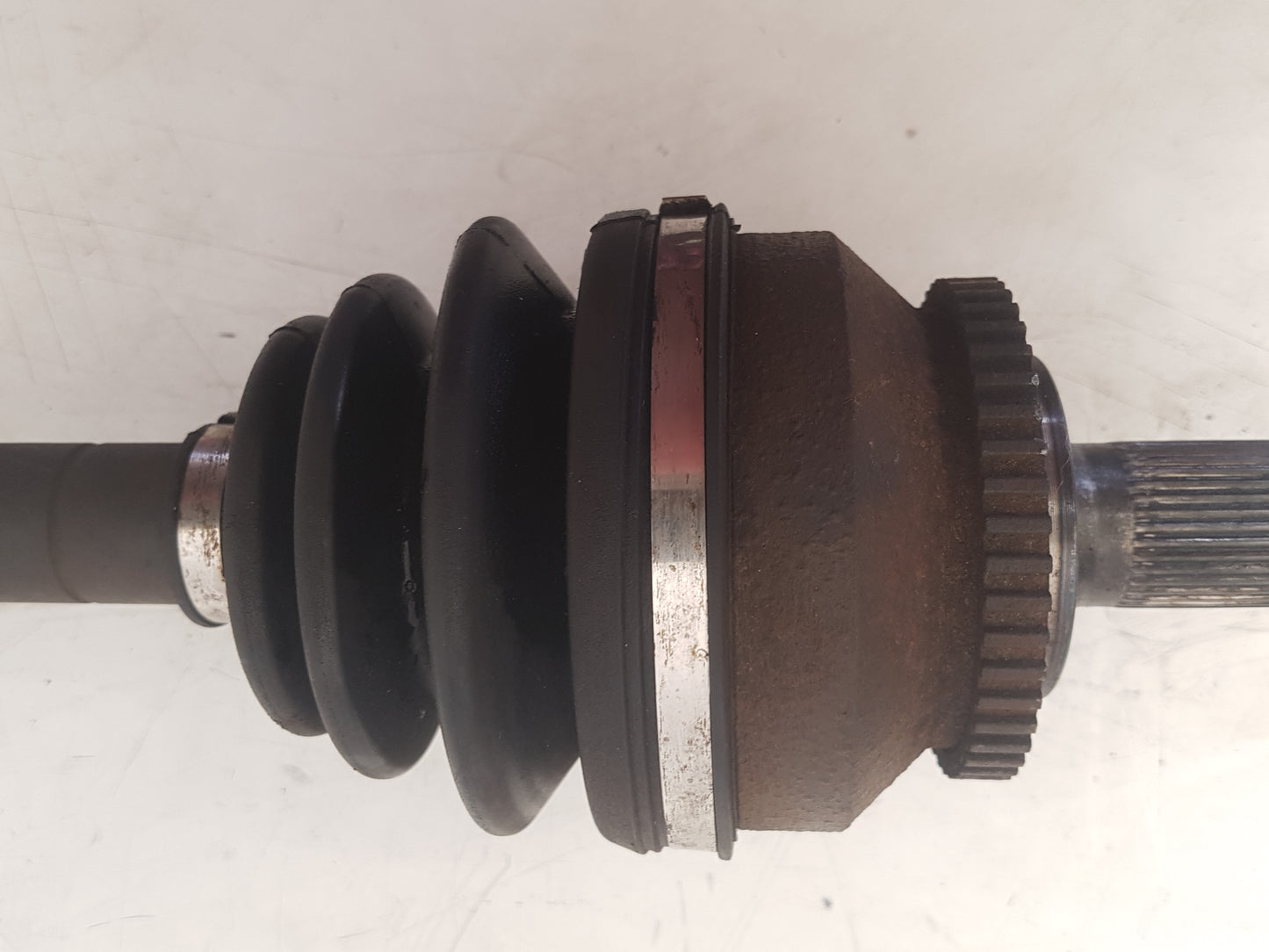 2005-2008 Volvo V70 Front Driver Driveshaft Manual 8603883