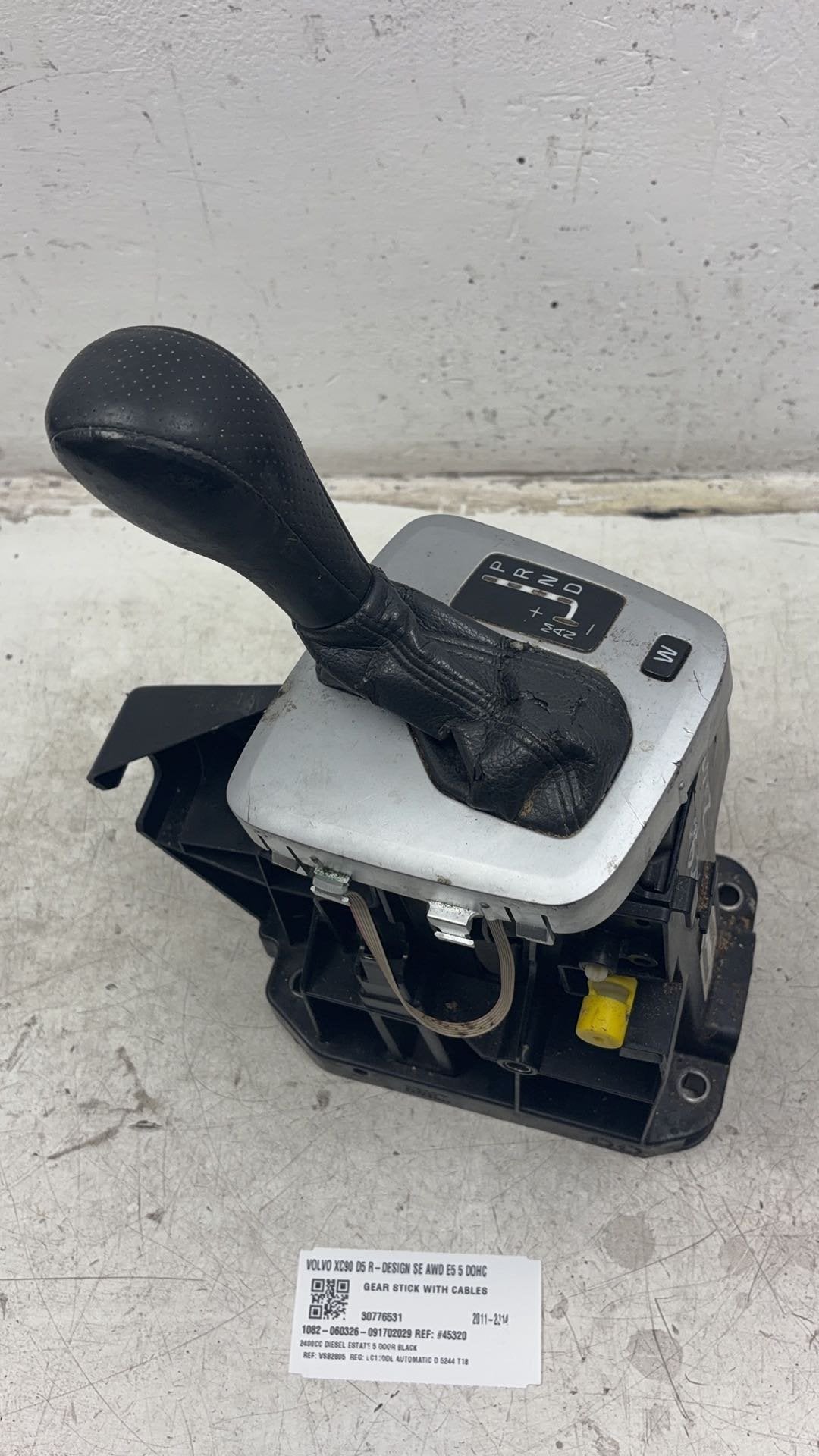 2007 - 2014 Volvo XC90 Estate GEAR STICK WITH CABLES 30776531