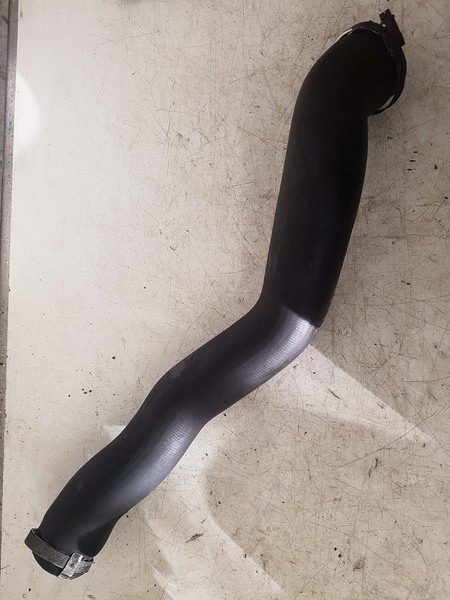 2010-2013 Volvo S60 V60 Intercooler Pipe BG91-6K863-CB