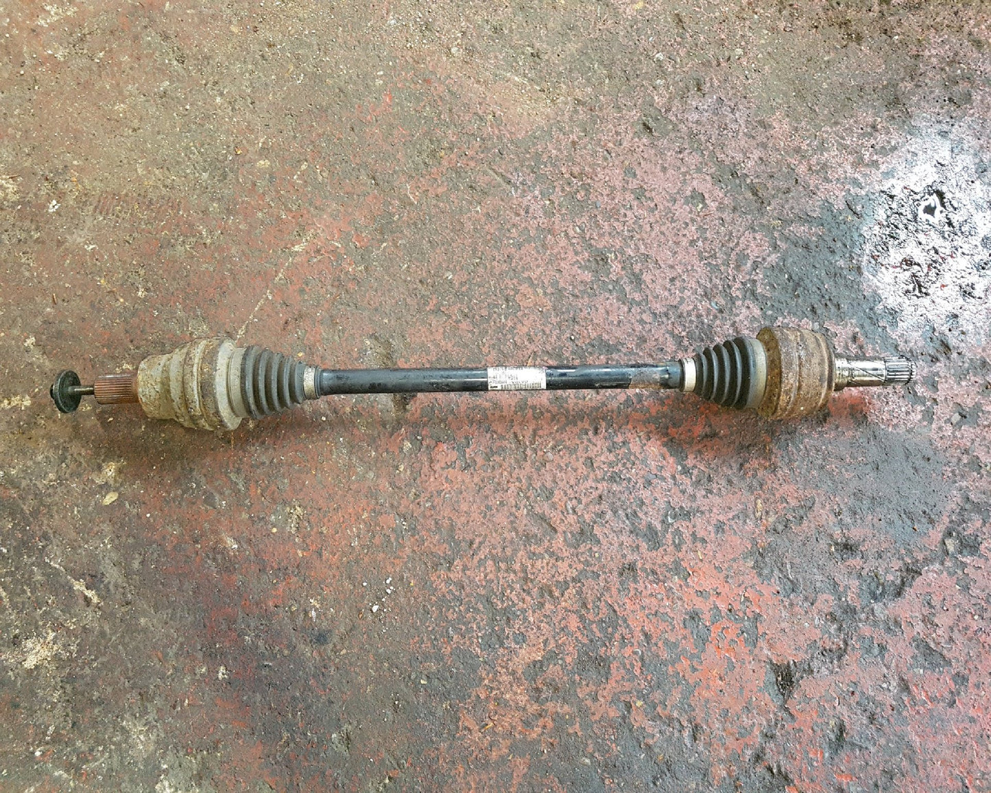 2003 - 2007 Volvo V70 Estate Left Rear Drive Axle 30735647