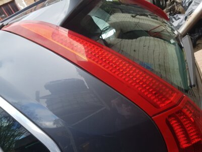 2005 - 2010 Volvo XC90 Estate REAR/TAIL LIGHT UPPER (PASSENGER SIDE) 30698141