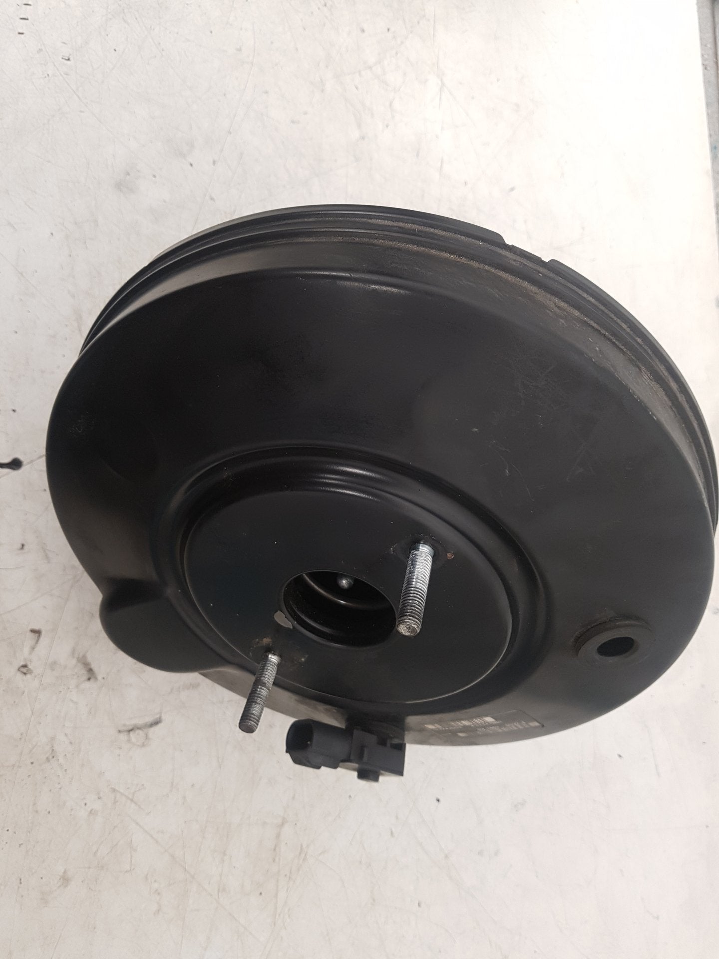 2013 - 2016 Volvo V40 III 525 Hatchback Brake Booster 31317080
