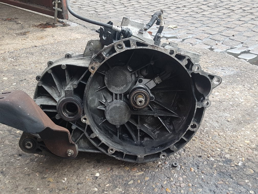 2007 - 2015 Volvo V70 Estate Manual Gearbox 8G9R7002RC