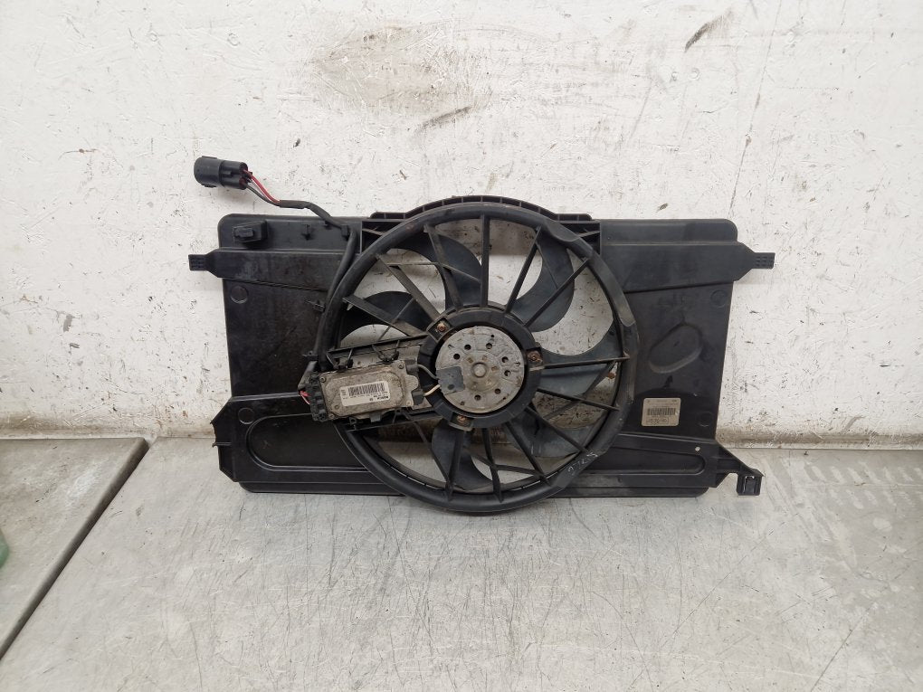2005 - 2012 Volvo S40 Saloon RADIATOR FAN & COWLING (A/C CAR) 3M5H8C607UH