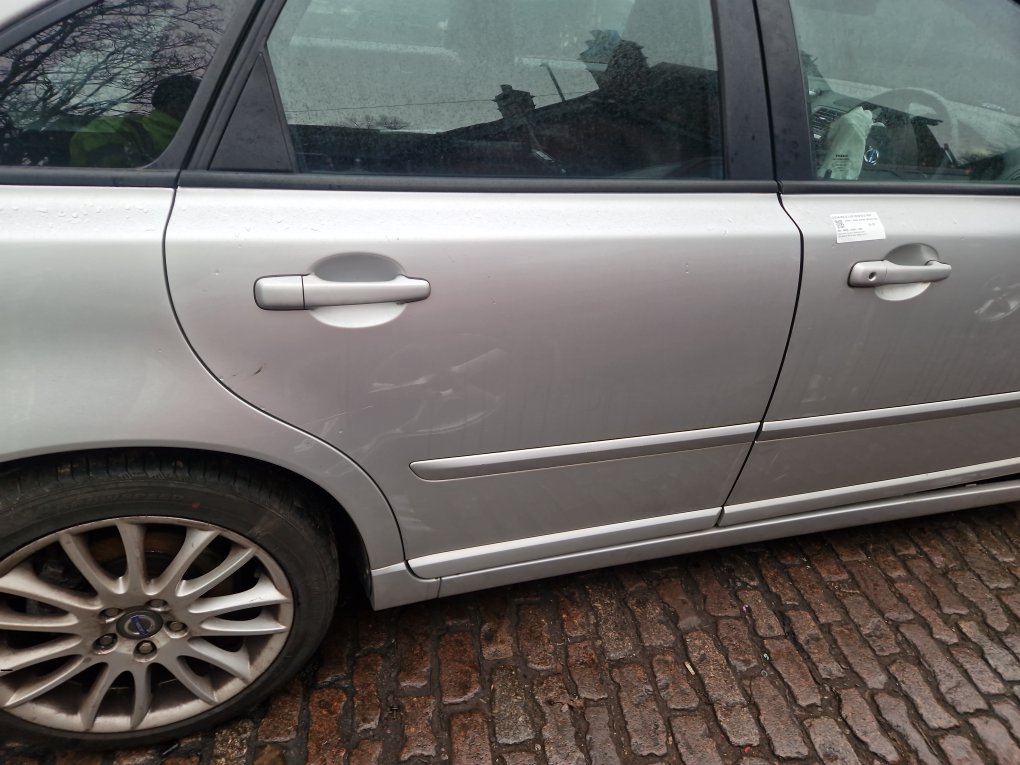 2008 - 2012 Volvo S40 Saloon DOOR - (REAR DRIVER SIDE) 31335462