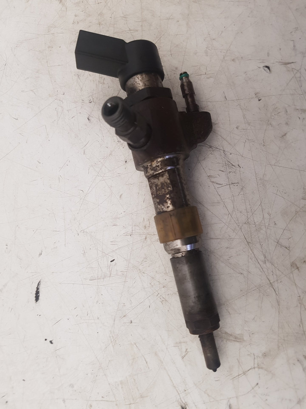 2010-2013 Volvo S40 V50 C30 S60 V60 1.6 D2 Diesel Fuel Injector 9802448680