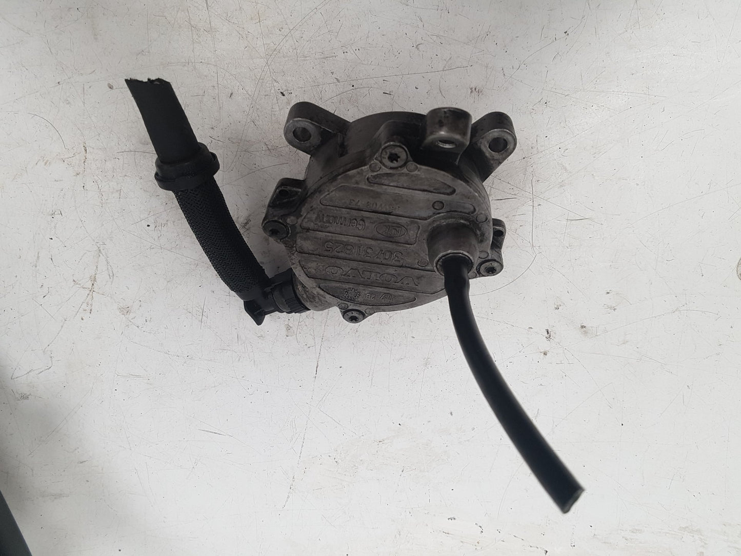 2004 - 2007 Volvo XC70 Estate Vacuum/Air Pump 30731825