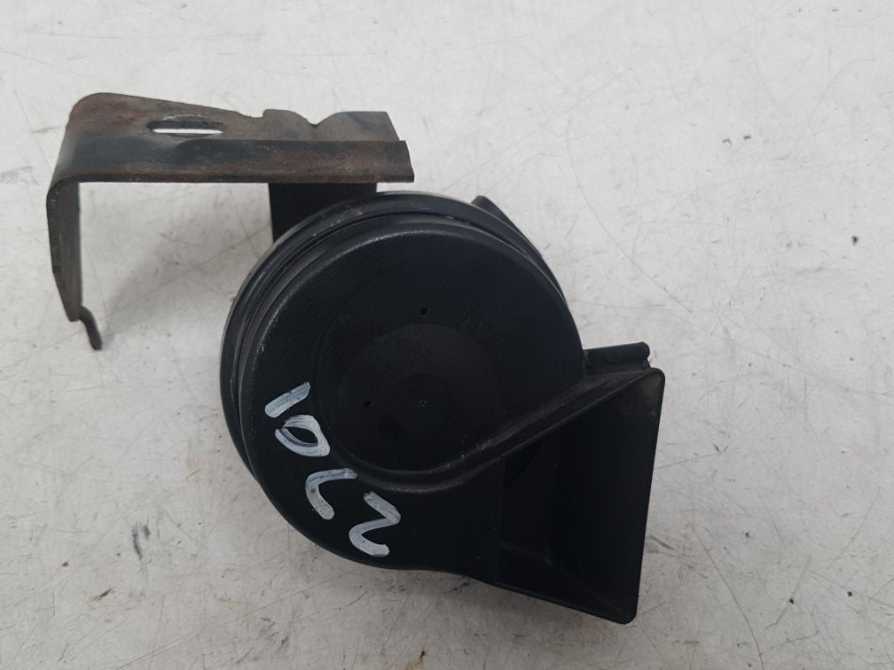 2005 - 2015 Saab 9-3 Estate Horn 13253740