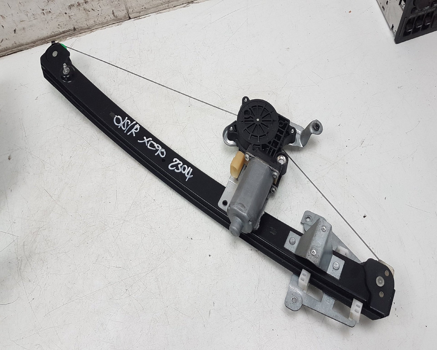 2003 - 2014 Volvo XC90 Estate WINDOW REG MOTOR (DRIVER SIDE REAR)