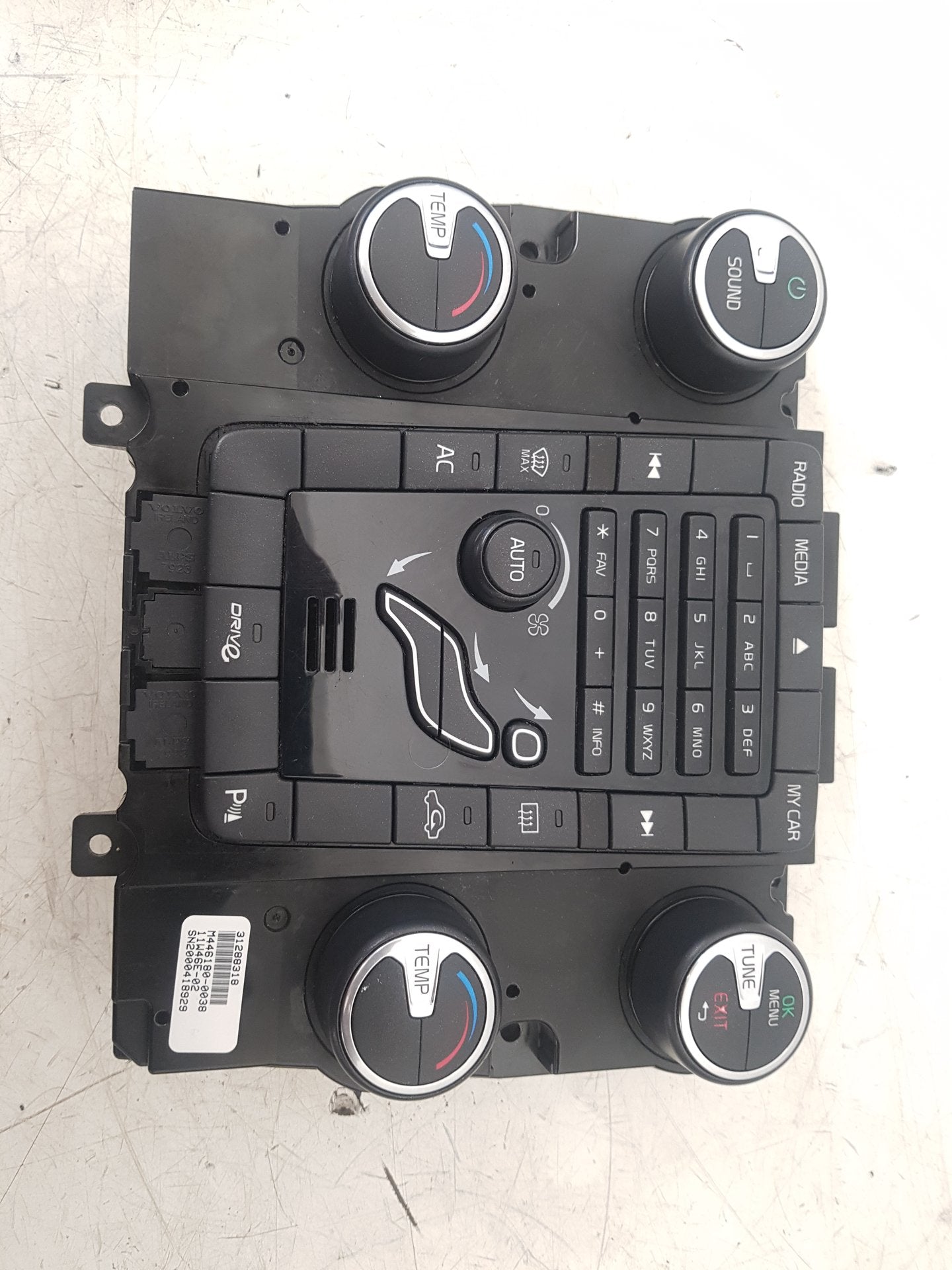 2011 - 2014 Volvo V60 I 155 Estate HEATER & RADIO CONTROL PANNEL 31288318