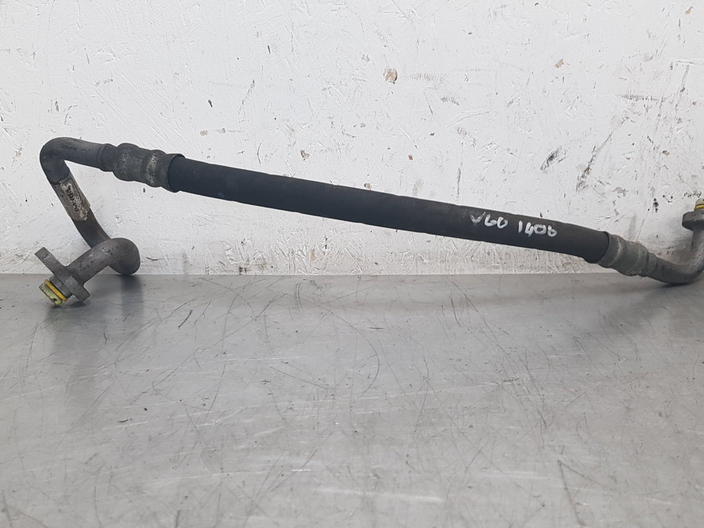 2011 - 2015 Volvo V60 Estate A/C Pipe 31369698