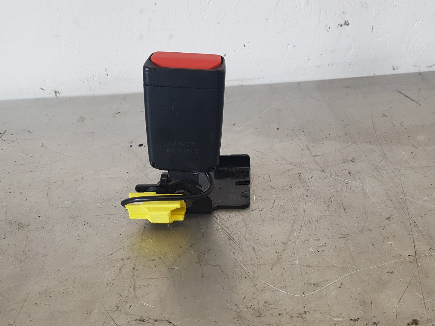 2012-2017 Volvo V40 Rear Seat Belt Anchor Driver Side 31292085