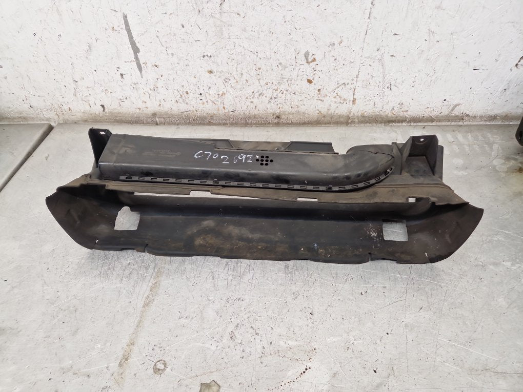 2010 - 2012 Volvo C30 Hatchback AIR GUIDE (BAFFLES) FRONT 7M519E635EC