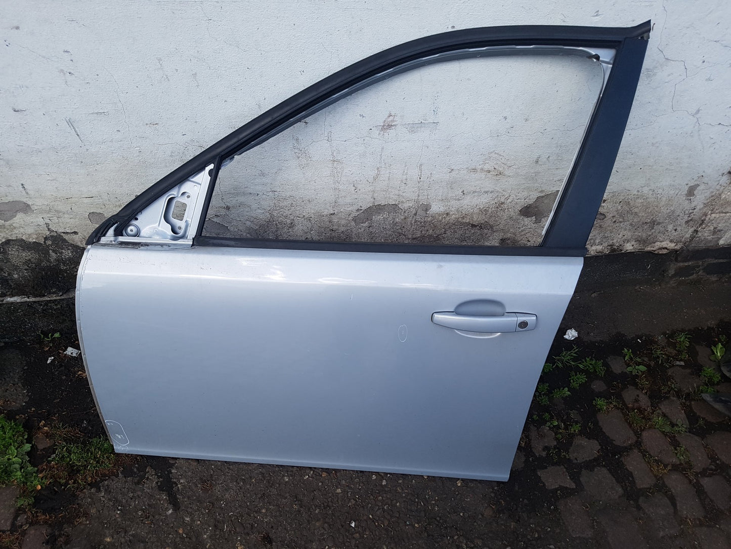 2007 - 2015 Saab 9-3 Estate DOOR - BARE (FRONT PASSENGER SIDE)