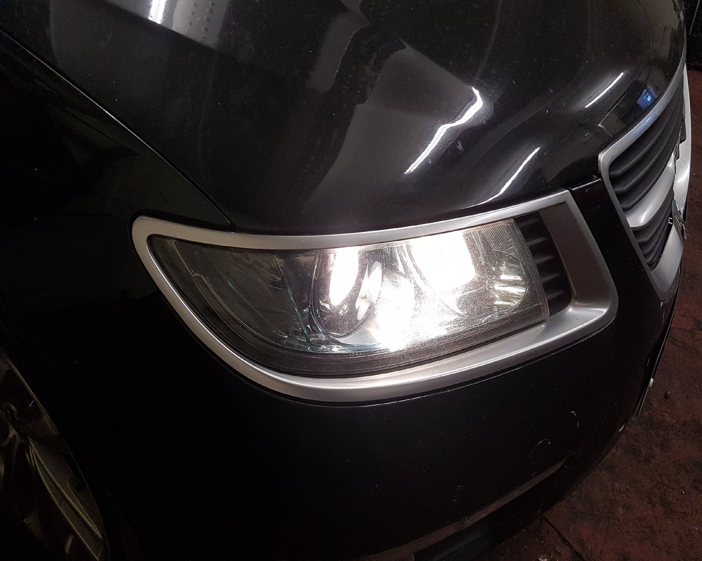 2010 - 2012 Saab 95 Saloon Right Headlight 12775737