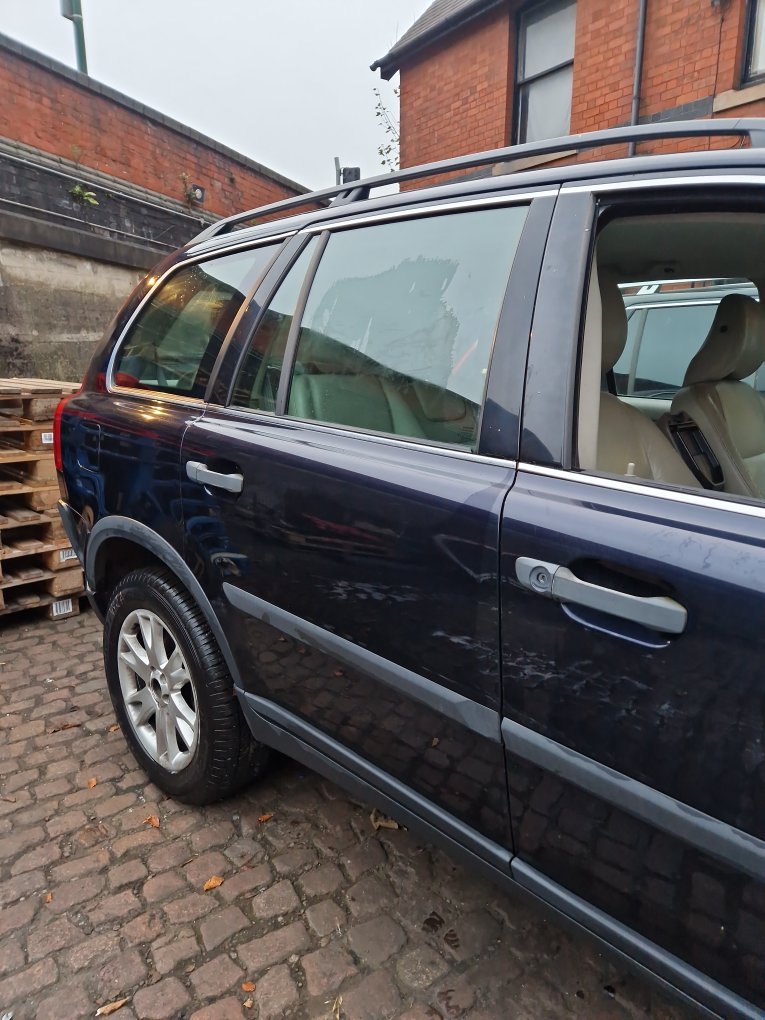 2002 - 2014 Volvo XC90 Estate DOOR - BARE (REAR DRIVER SIDE) 31385359