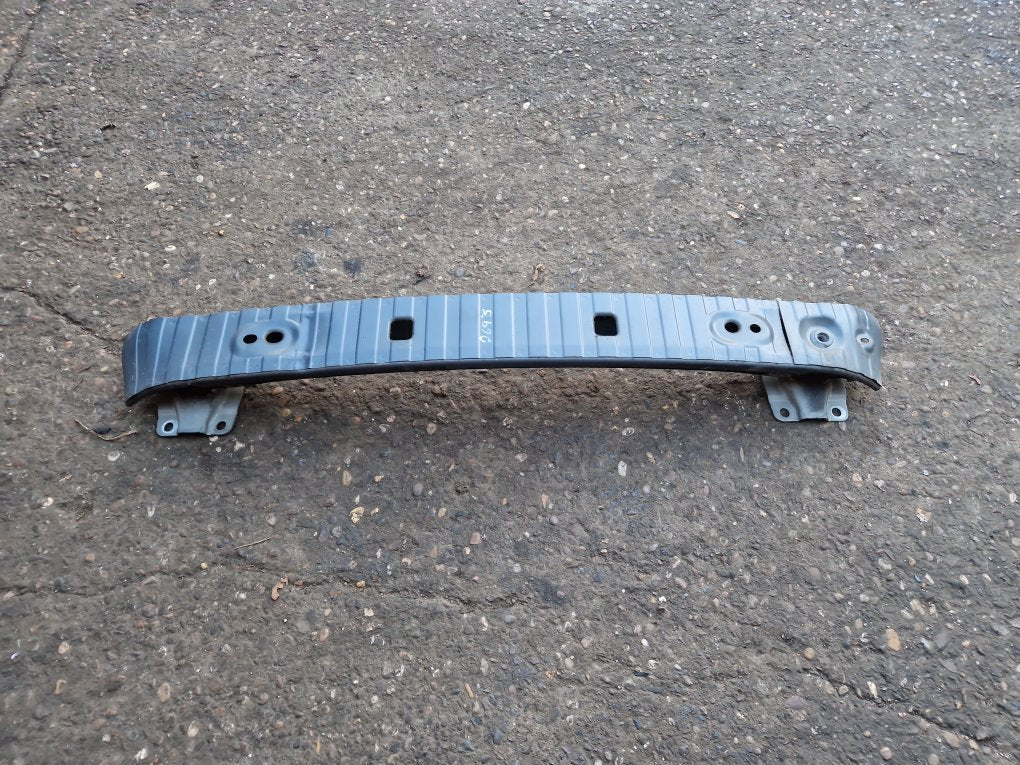 2006 - 2012 Volvo C30 Hatchback Front Bumper Bar Reinforcement
