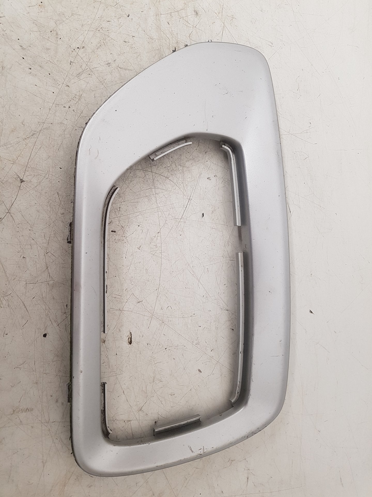 2004 - 2007 Volvo XC70 Estate Left Fog Light Cover 30744506