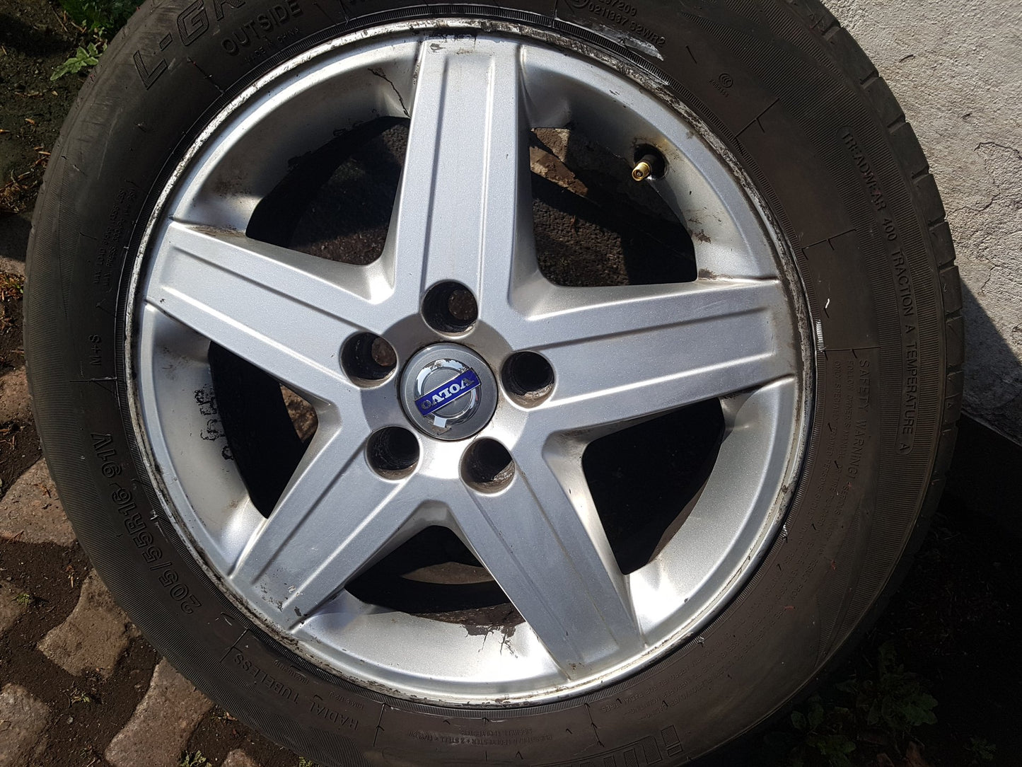 2004-2012 Volvo C30 S40 V50 16" Ceryx Alloy Wheel 30671413
