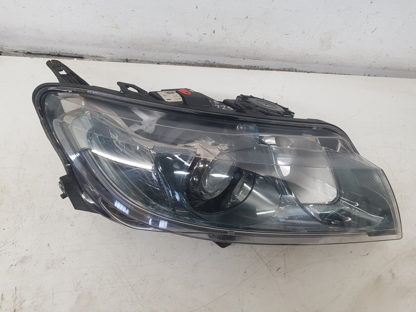2010 - 2012 Saab 9-5 Saloon Right Headlight 12775737