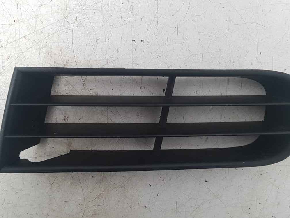 2002 Saab 9-3 Convertible FOG LIGHT GRILL (LEFT) 4564878