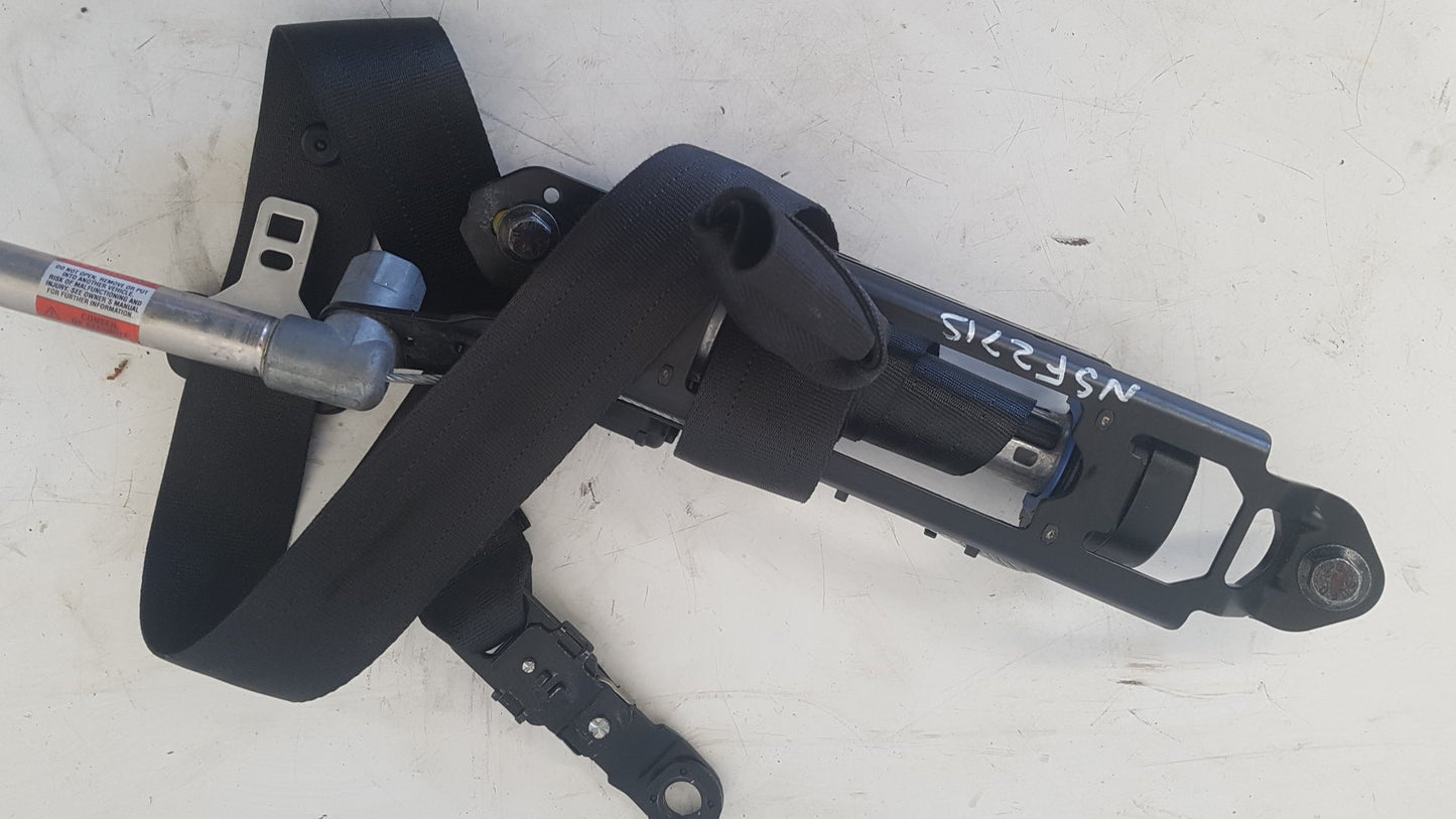 2001-2007 Volvo V70 D5 Front Passenger Seat Belt 30662740