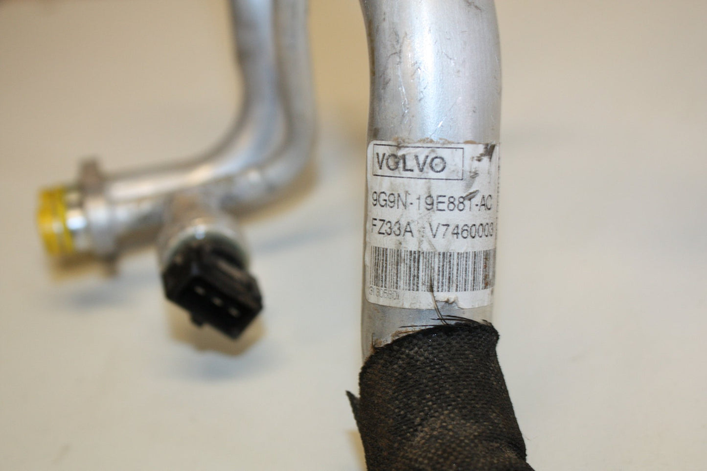 2007 - 2014 Volvo V70 A/C Pipe