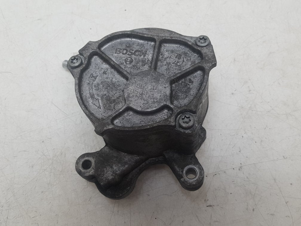 2004-2010 Volvo V50 C30 C70 2.0D Vacuum Pump 30725859