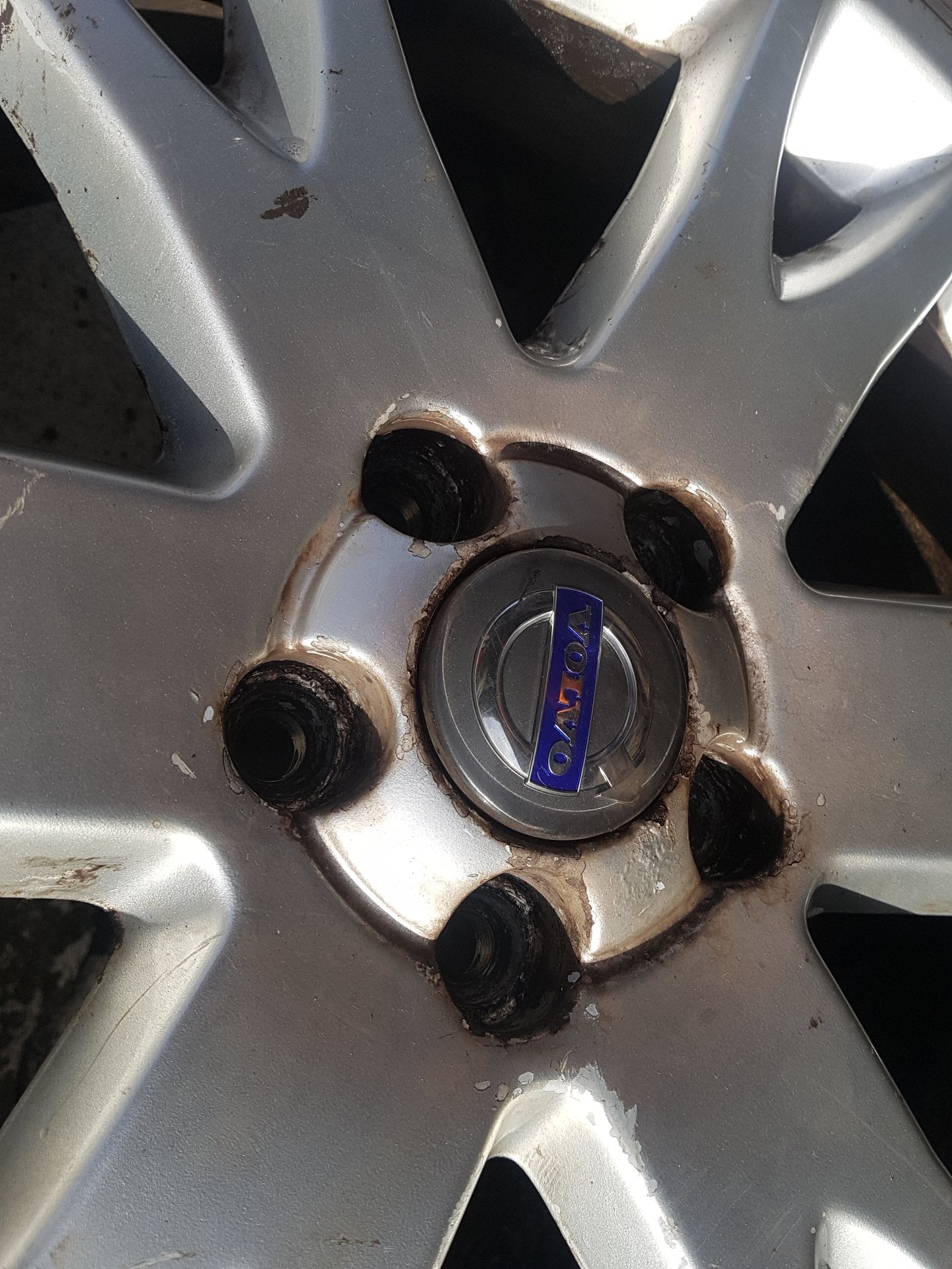 2005 - 2012 Volvo Estate Alloy Wheel 30748436