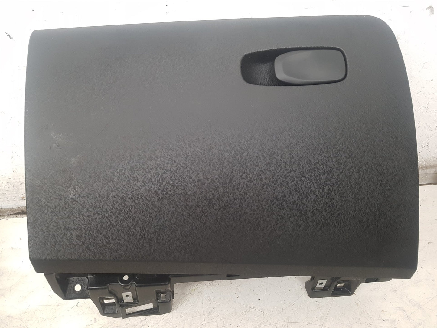2013 - 2016 Volvo V40 III 525 Hatchback Glove Box 31477862