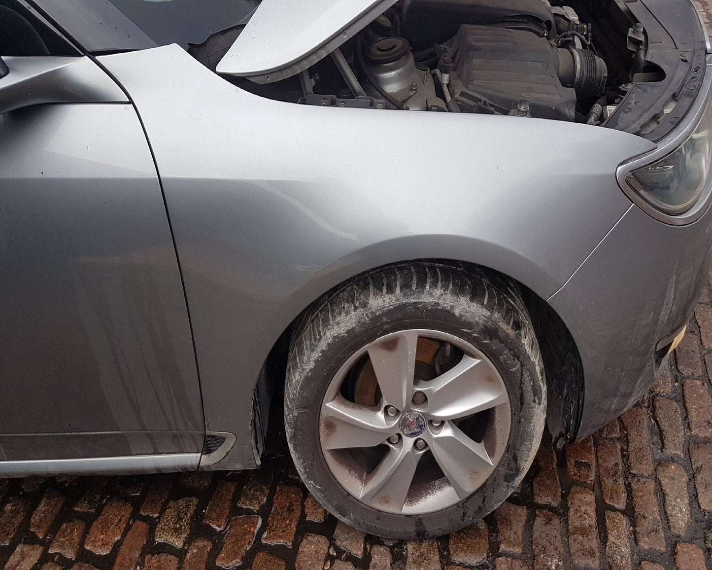 2010 - 2012 Saab 9-5 Saloon Right Front Guard 13310315