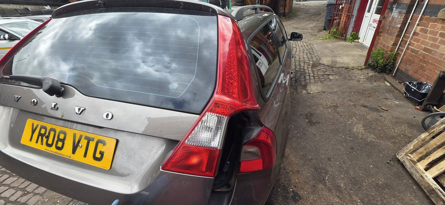 2007 - 2010 Volvo V70 Estate Right Taillight 31395069