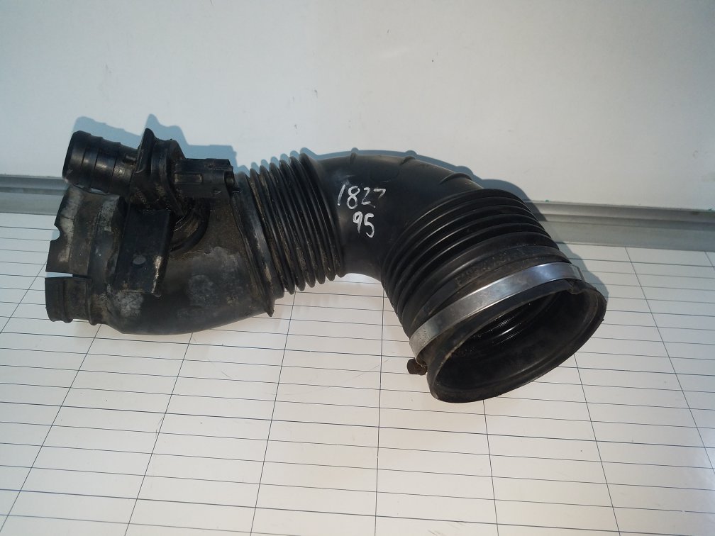 2010 - 2012 Saab 95 Saloon Intercooler Pipe 55561787