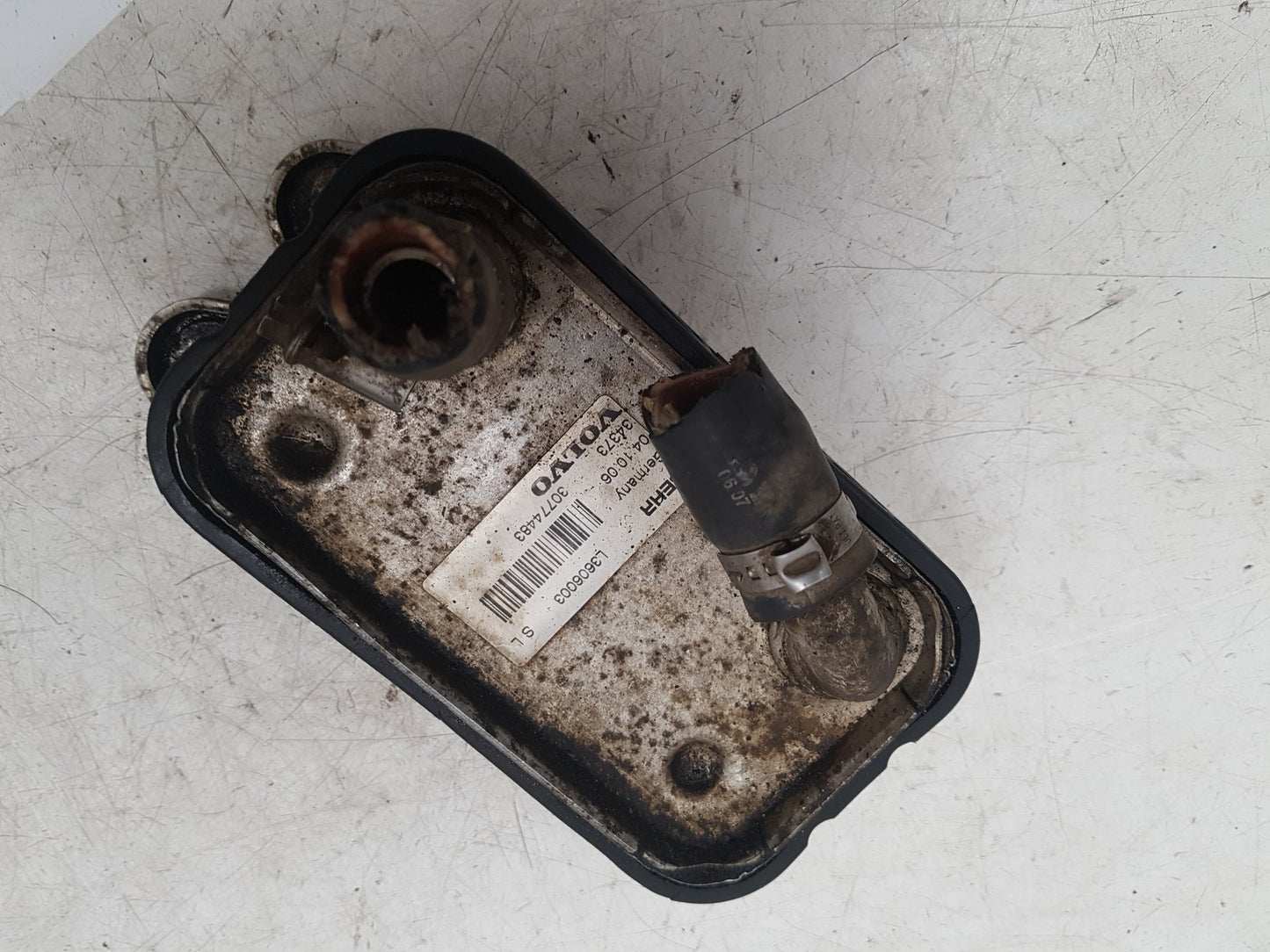 2007 Volvo C70 Convertible Engine Oil Cooler 30774483