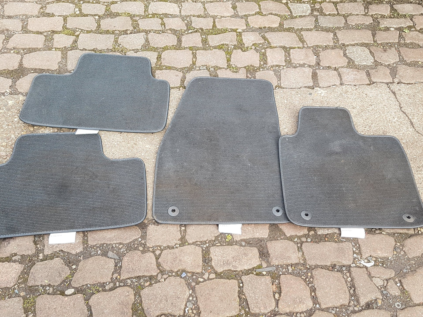 2019 - 2021 Volvo XC40 536 Estate Floor Mats 31469325