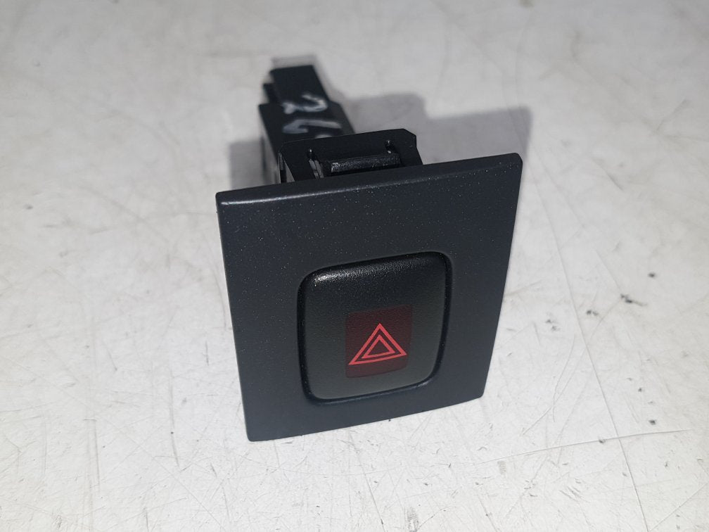 2010-2015 Volvo V70 Hazard Warning Light Switch 9123685