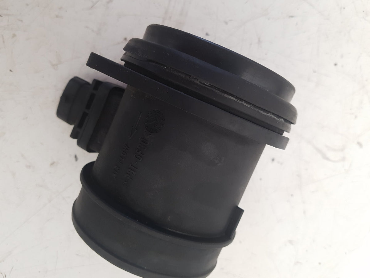2006-2010 Volvo V70 XC90 XC70 D5 Air Flow Meter 30677999 0281002730