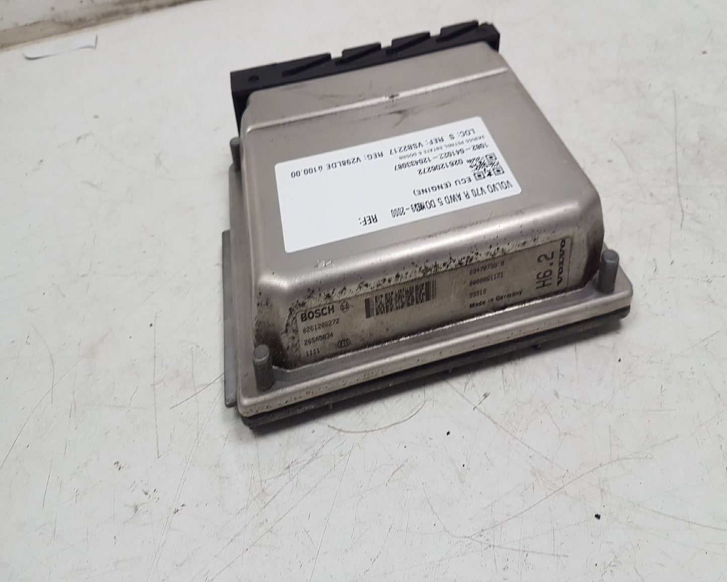 1999 - 2000 Volvo V70 Estate Engine ECU 0261206272
