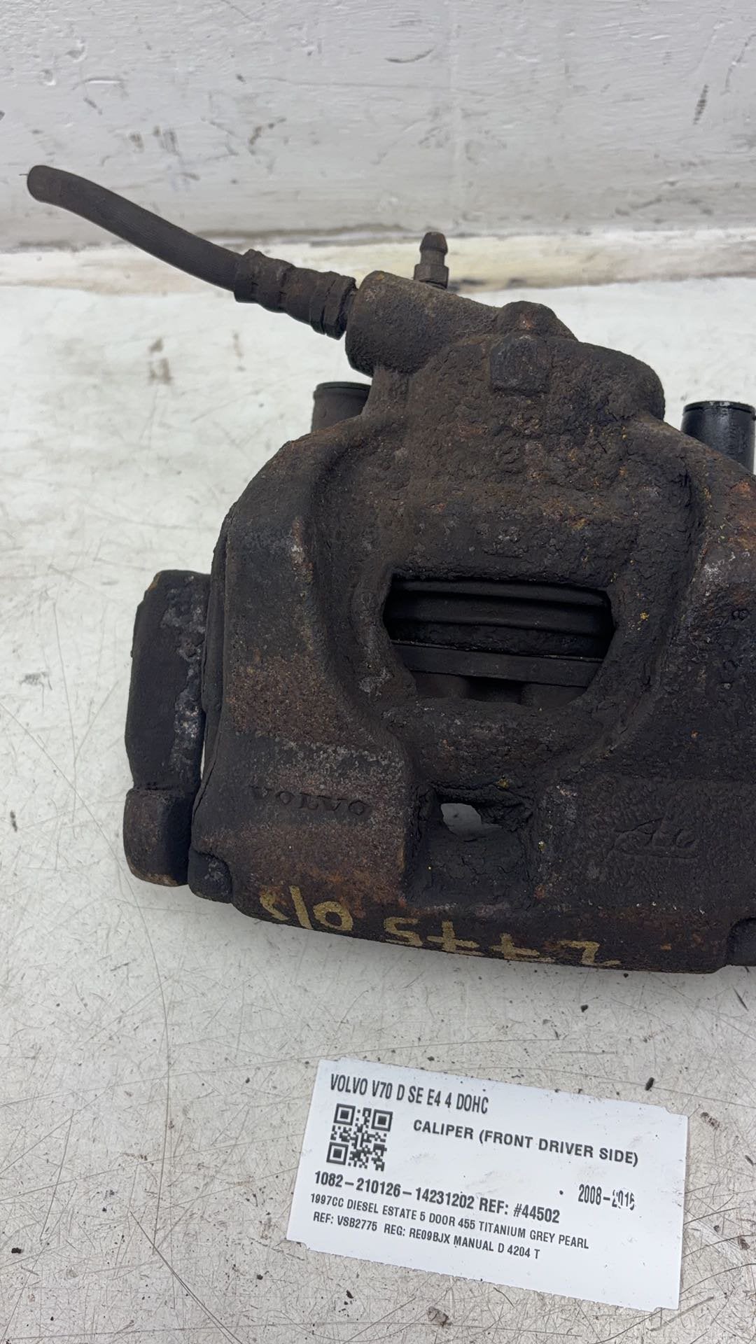 Volvo V70 Right Front Caliper Right Front 2009 8603754 12M Warranty