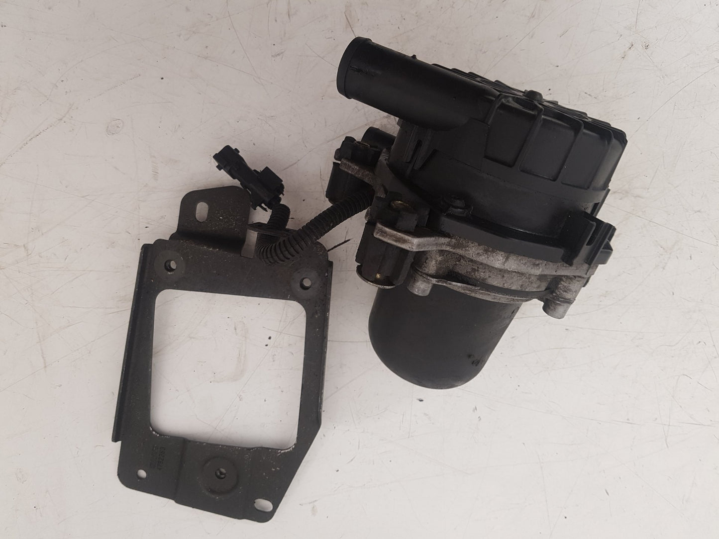 2005 - 2015 Saab 9-3 Estate AUXILIARY AIR PUMP 4571147