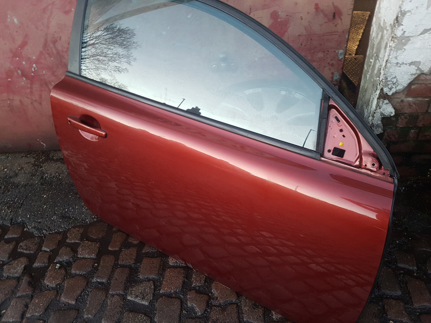 2006 - 2012 Volvo C30 Hatchback DOOR - BARE (FRONT DRIVER SIDE)