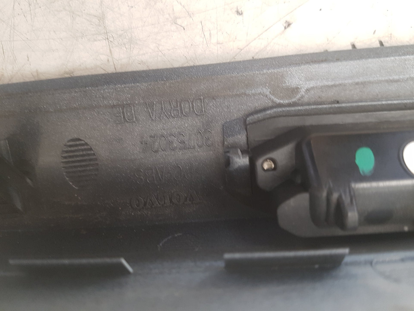 2011 Volvo S40 II 544 Tailgate Handle 30753024 VRAC Grade A