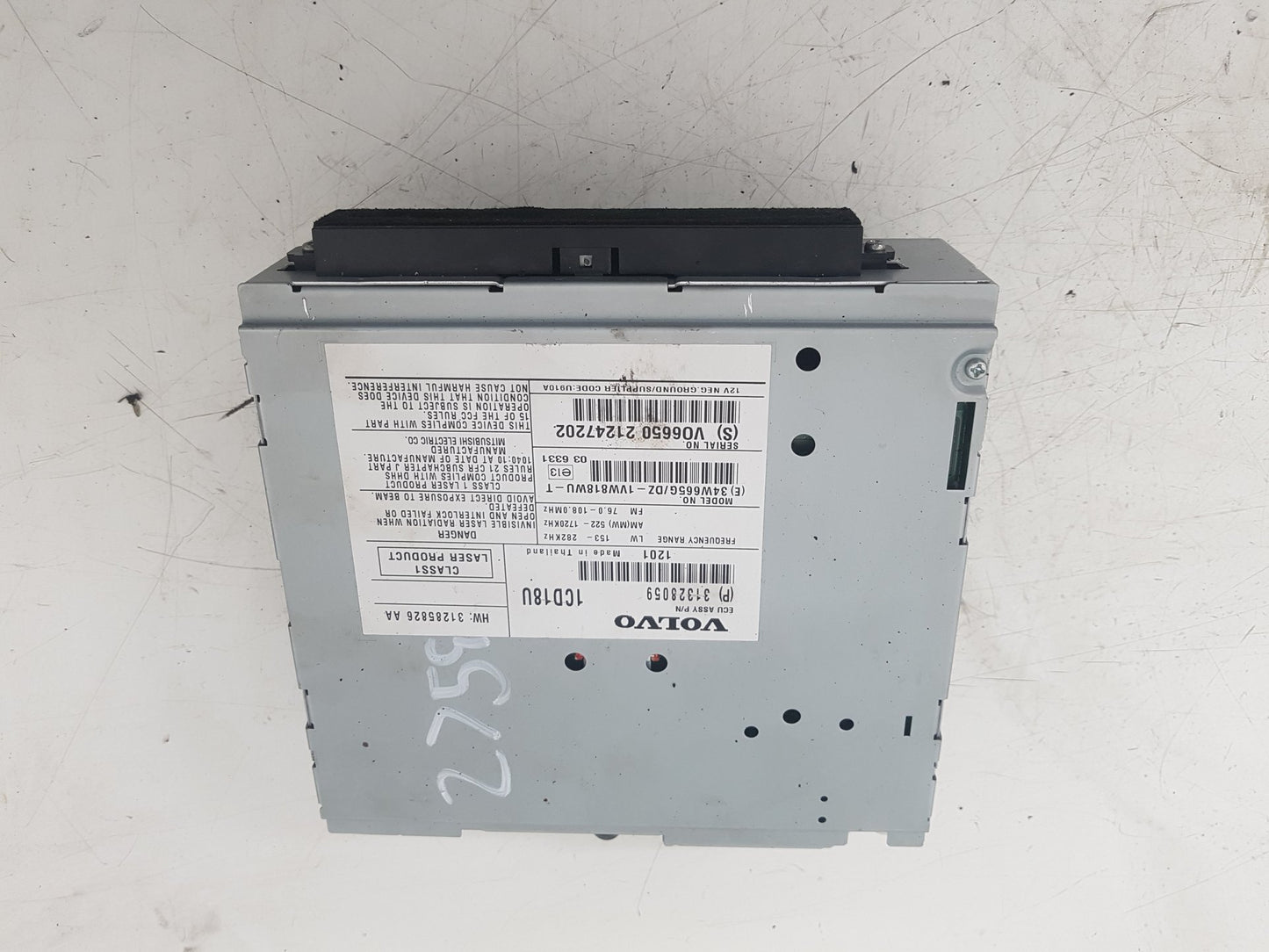 2010 - 2012 Volvo S40 Saloon RADIO AND CD PLAYER 31328059