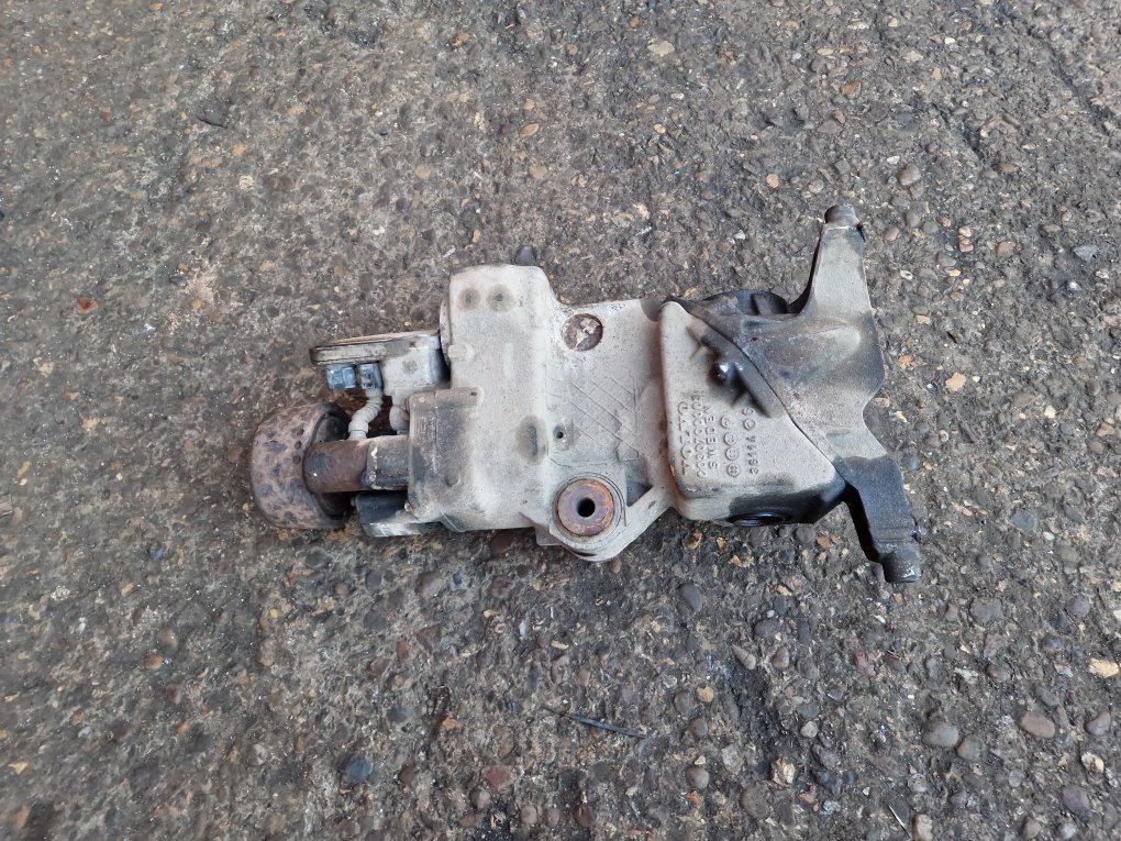 2002 - 2006 Volvo XC90 Estate Rear Differential Assembly 30700003
