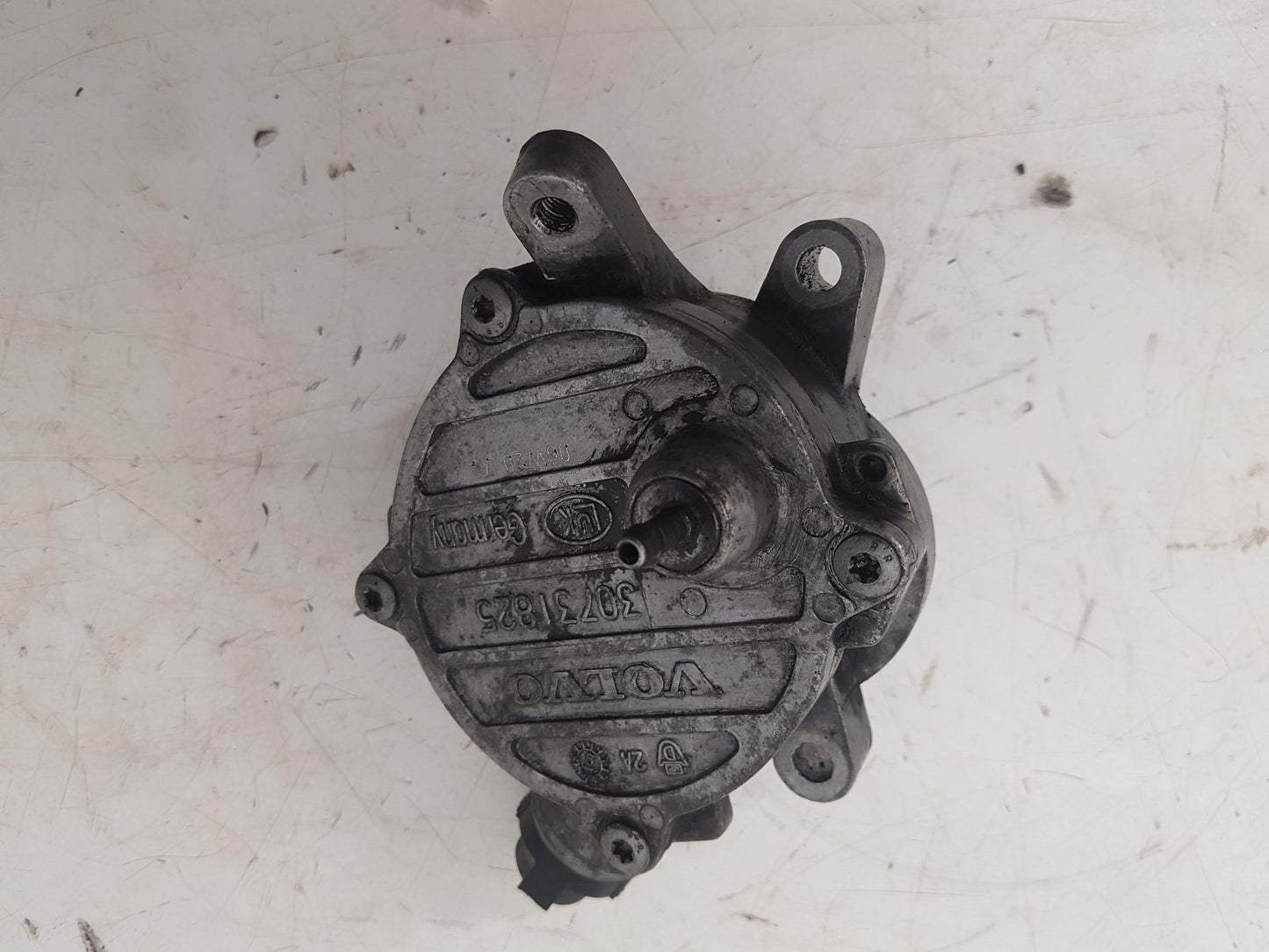 2000 - 2007 Volvo XC70 Estate Vacuum/Air Pump 30731825