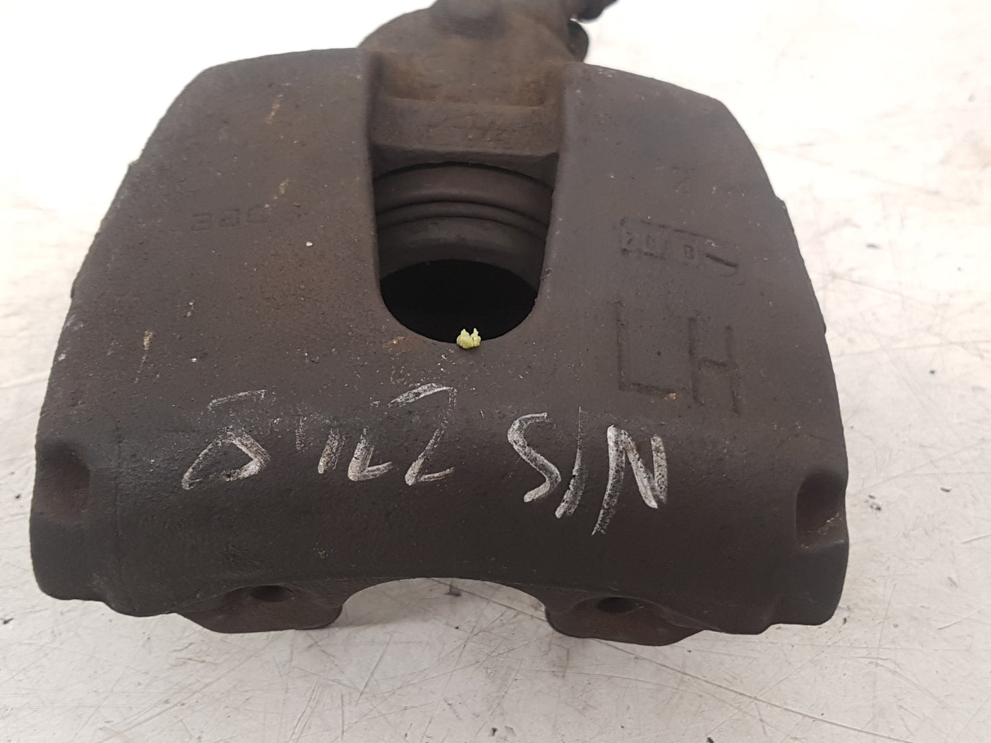 2006 - 2012 Volvo C30 Hatchback Left Front Caliper 36000484